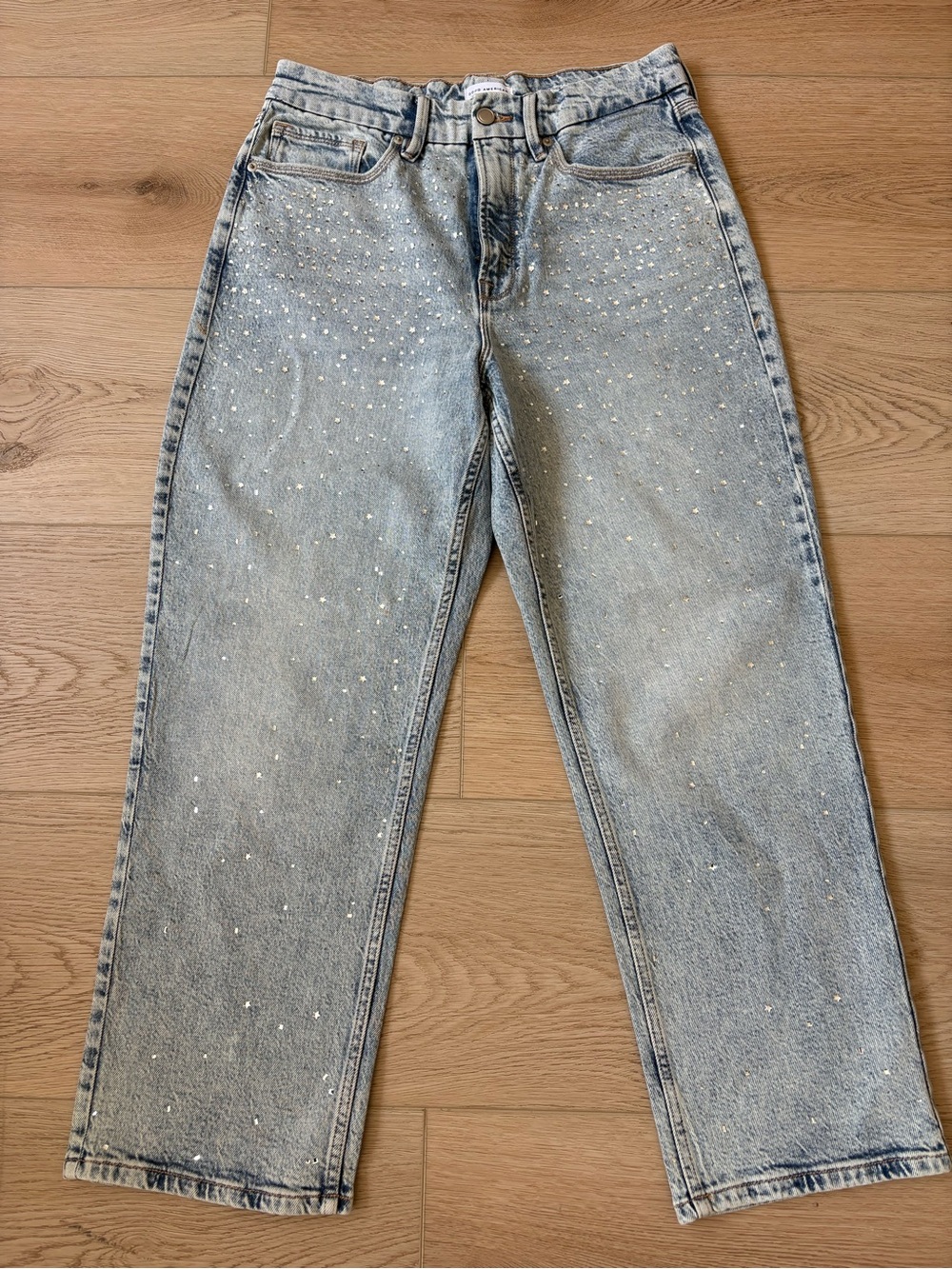 Good American Embellished Light Blue Cropped Relaxed Jeans size 6/28